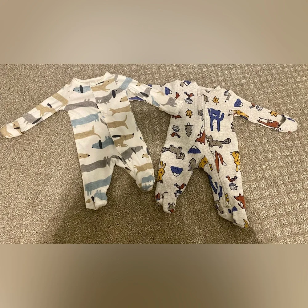 2 pack newborn long sleeved footie with hand covers (boy) - Picture 1 of 1